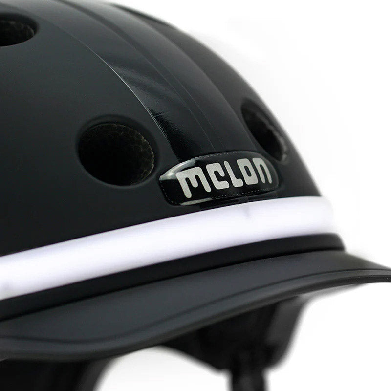 Melon helm met verlichting e-serie black ice ml