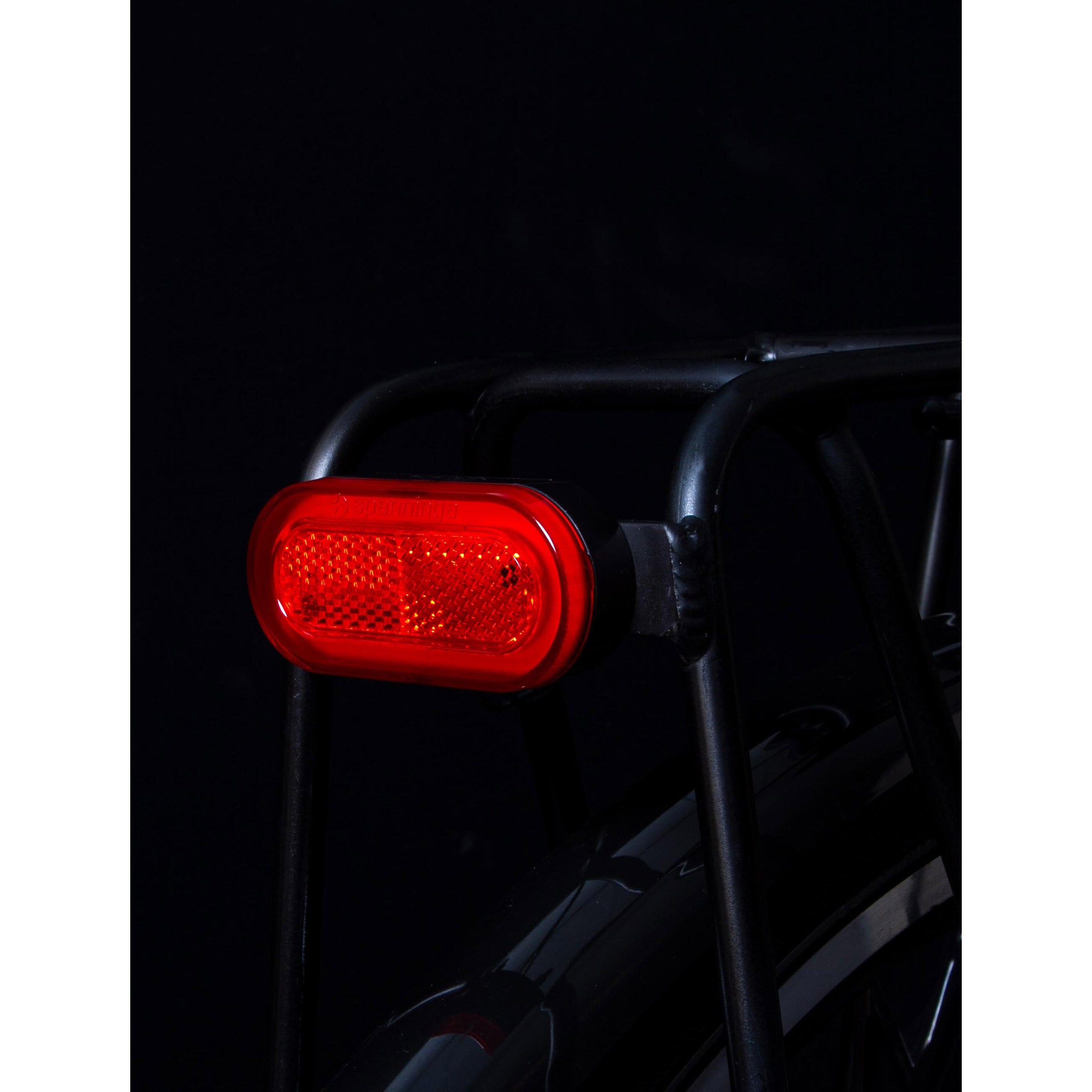 Spanninga led achterlicht halo xer led rear light spann.halo xer rack att.50mm