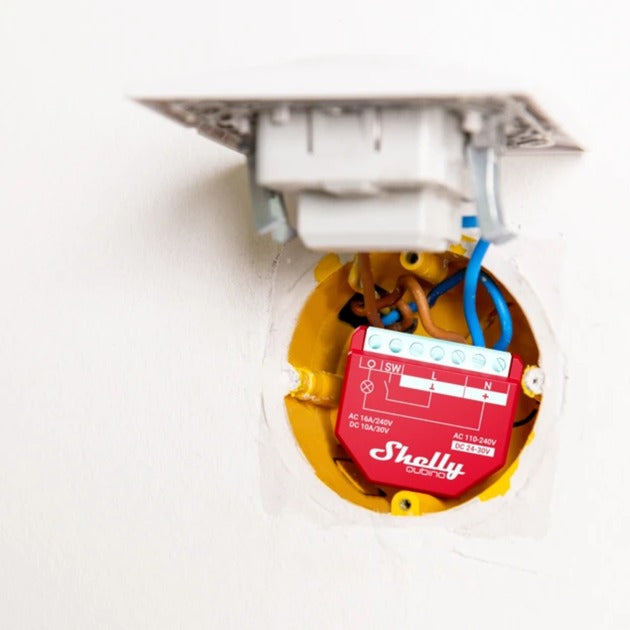 Shelly Qubino zwaait 13.00 uur