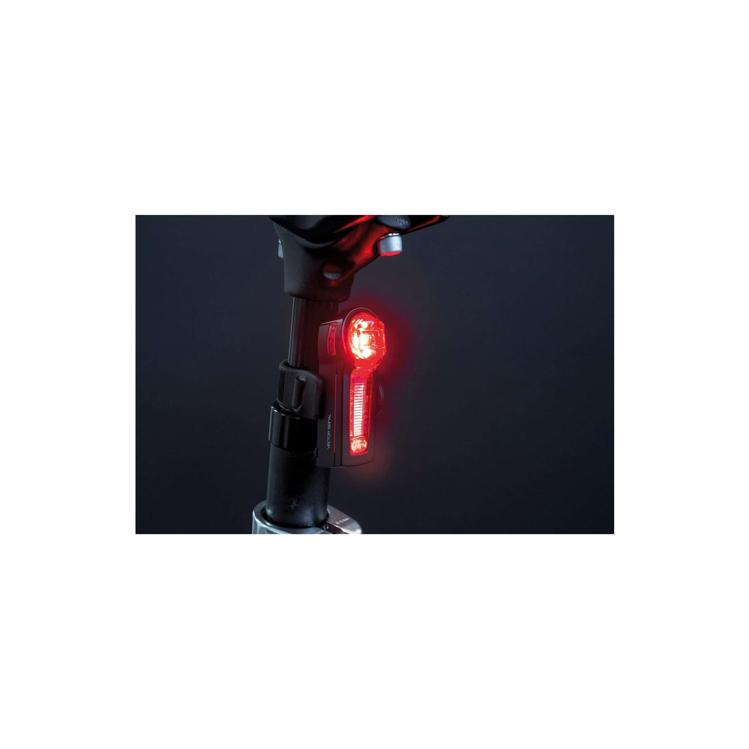 Trelock achterlicht LS 740 I-GO vector remlicht usb zadelpen
