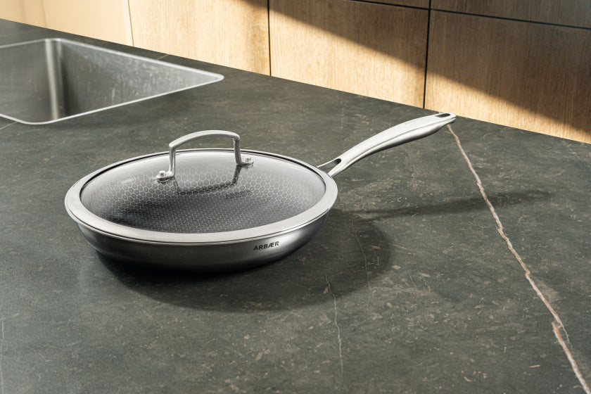 Koekenpan Inductie Ø 28 cm met Honingraat Anti-aanbaklaag met deksel