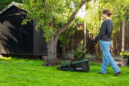 Bosch rotak 18v-34 - inclusief 1 18v 4.0 ah accu en al18v-44 lader - mulchplug