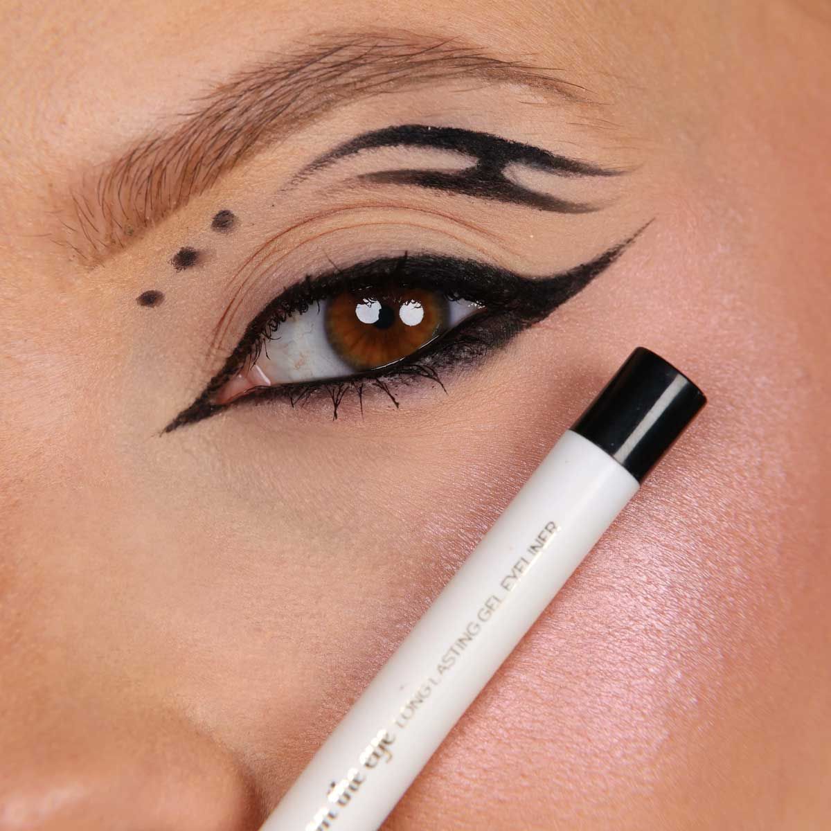 Claresa oogvriendelijke, langdurige gel eyeliner 01 zwarte tulp