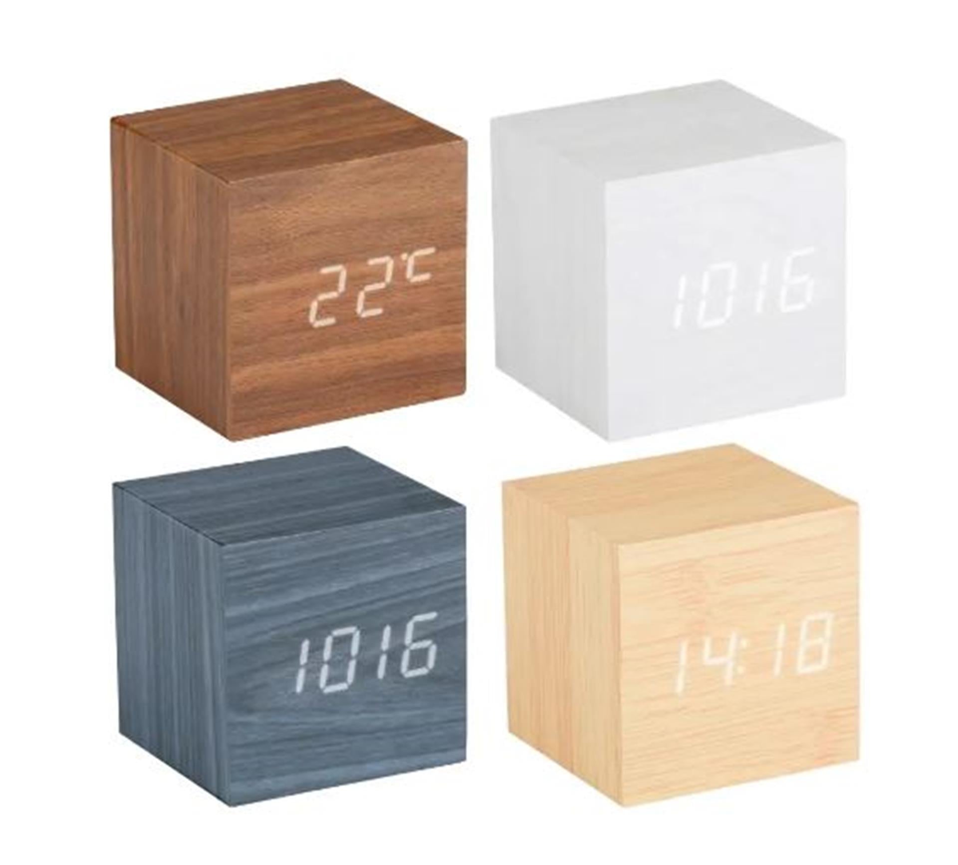 Grundig wekker digitaal houtnerf 6x6x6cm