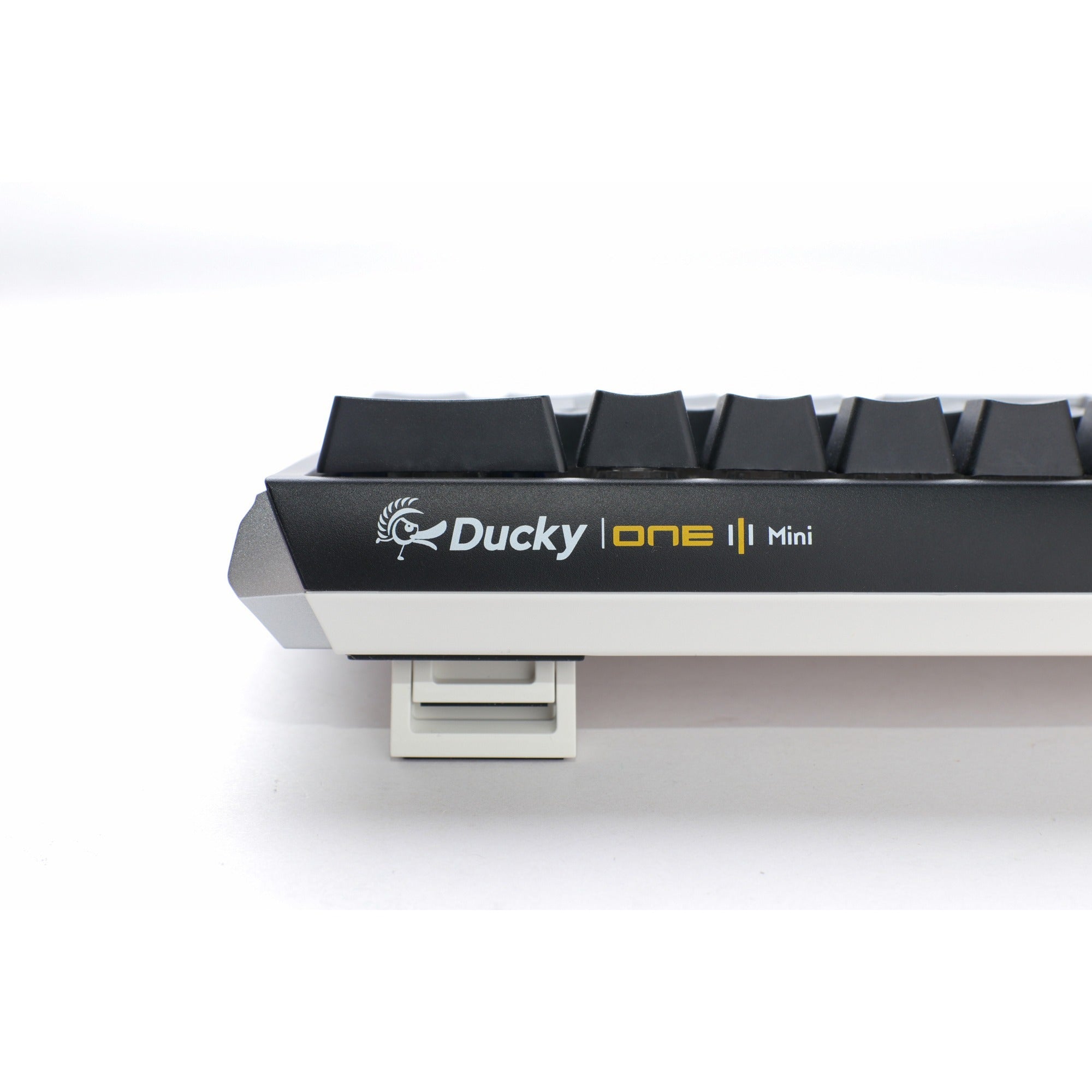 Ducky one 3 classic mini rgb mechanisch toetsenbord (zwart, us lay-out (qwerty), cherry mx brown, 60%, rgb led, double-shot pbt, hot-swappable, quack mechanics)