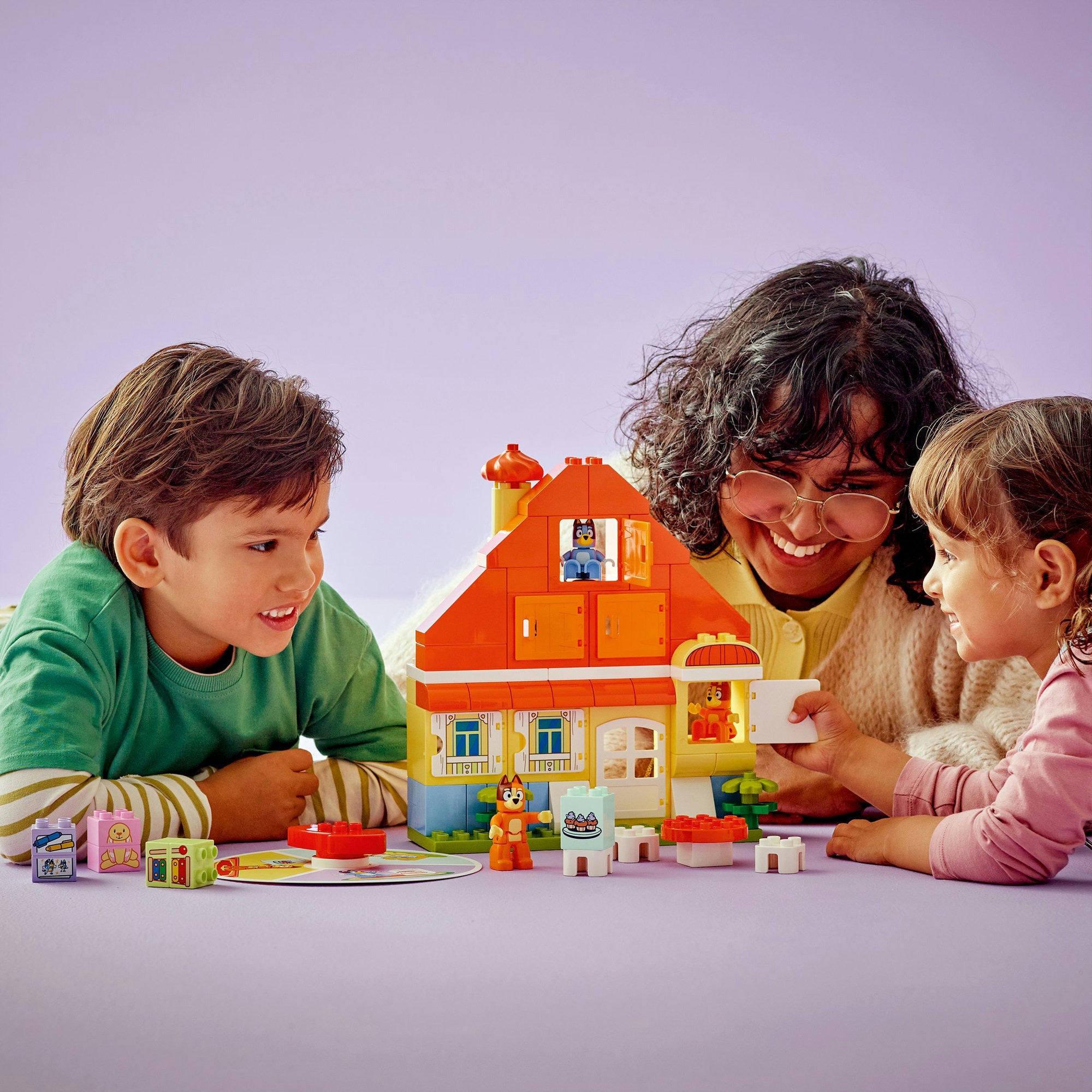 Lego ® duplo® bluey: huis van bluey en haar familie met geheugenspel - 10459