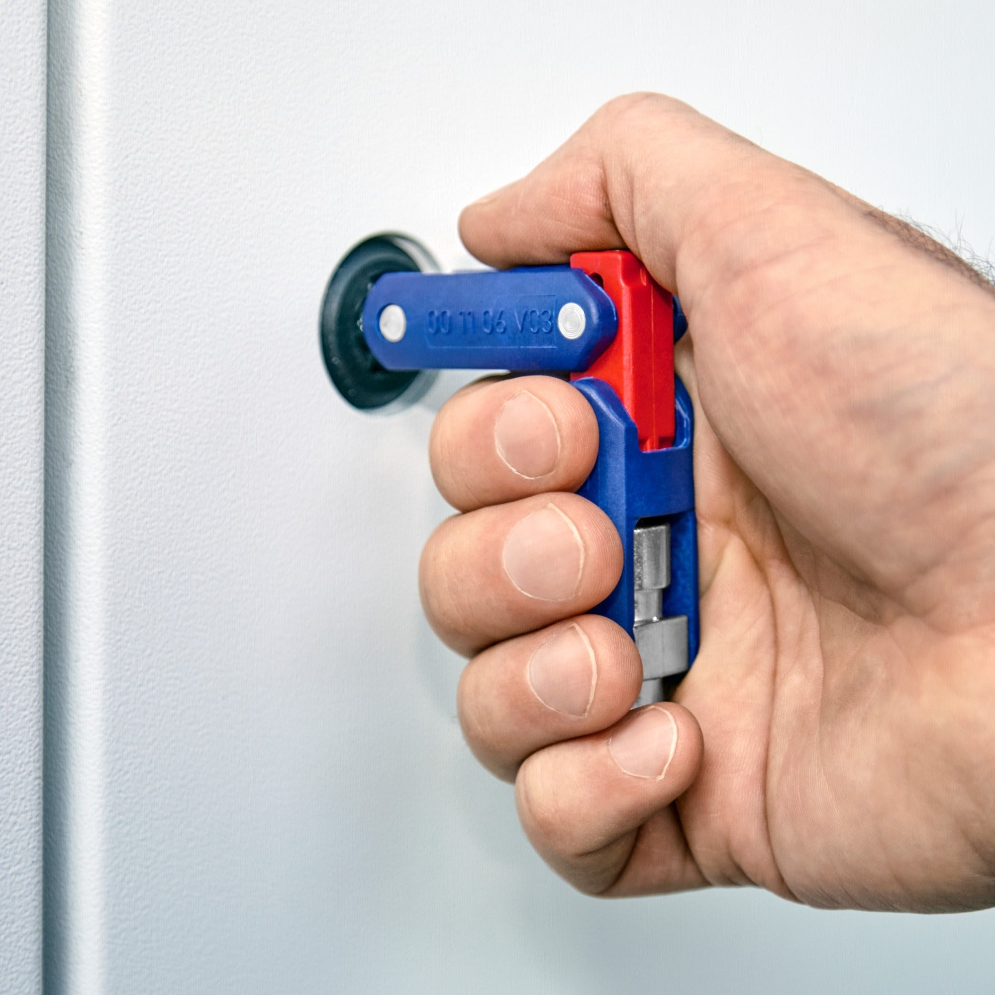 Knipex 00 11 06 v03 Control Cabinet Key 1 pc(s)