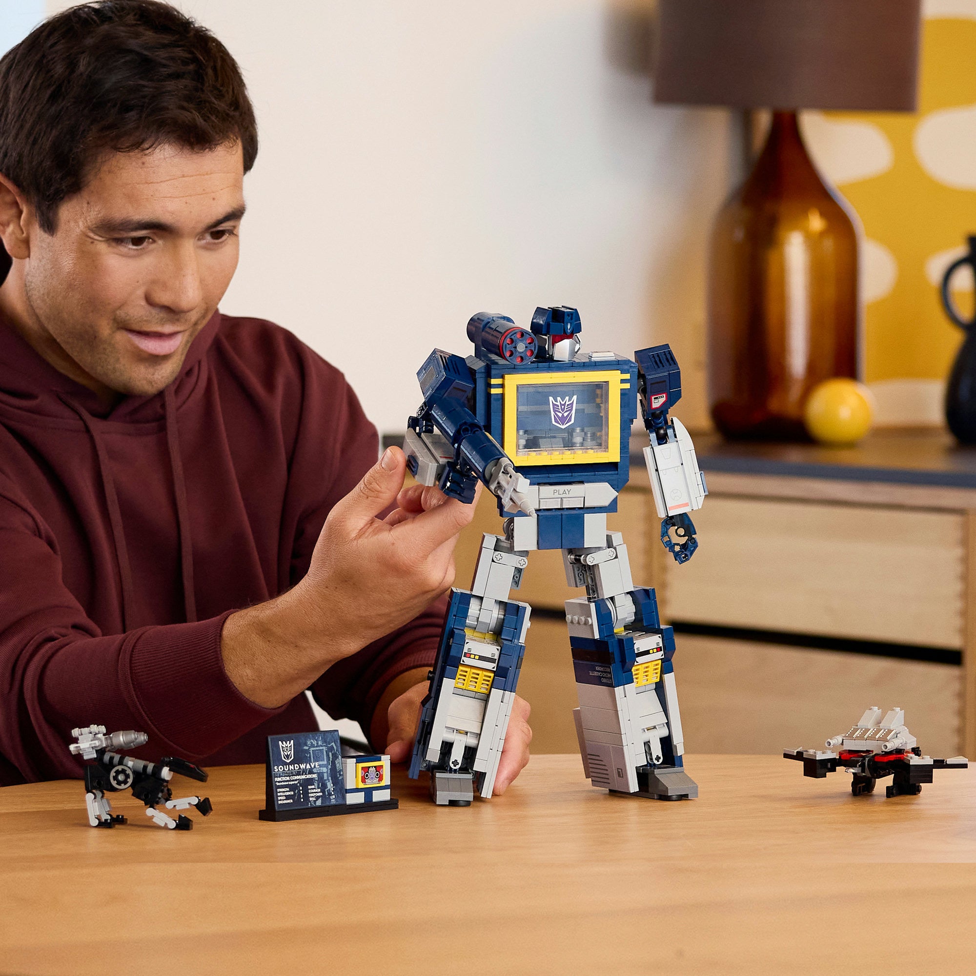 Lego icons - transformers: soundwave constructiespeelgoed (10358)
