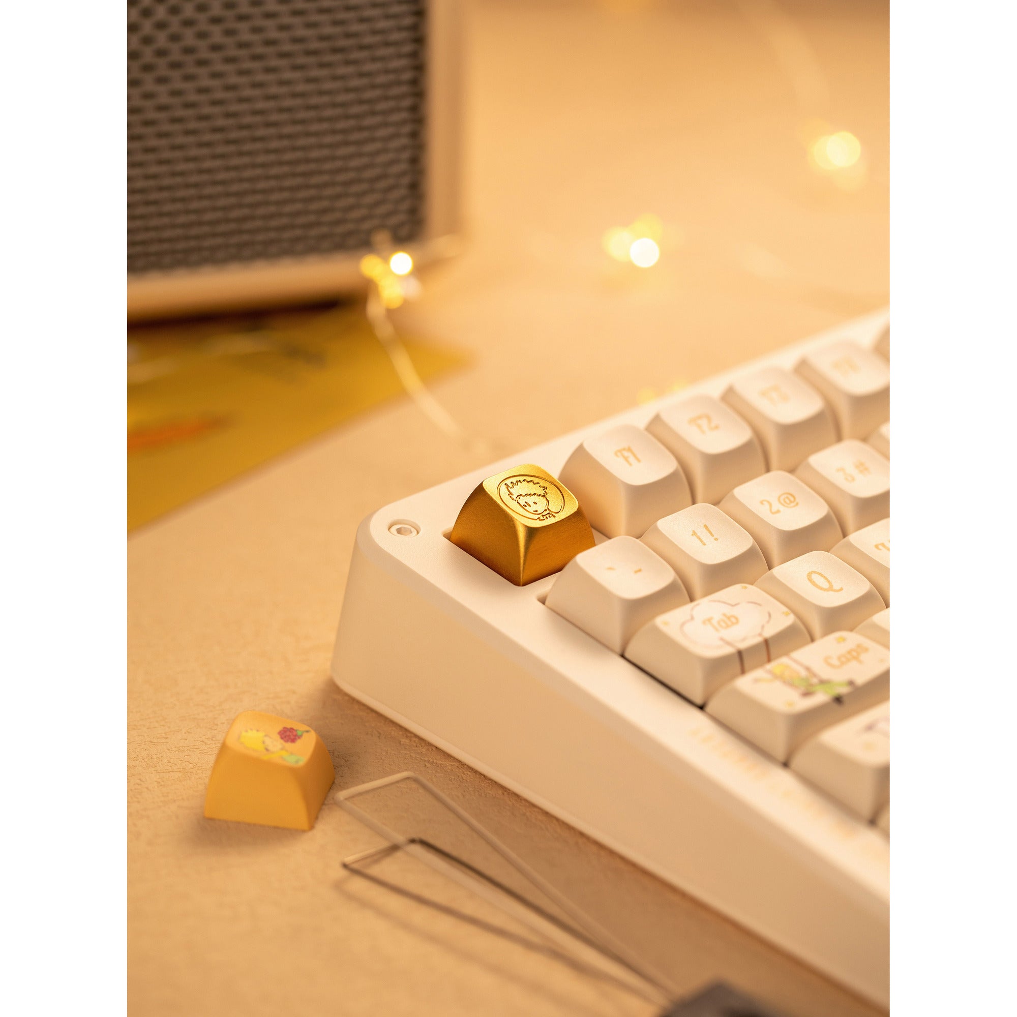Iqunix zx75 sunset ponder wireless mechanical keyboard, gaming toetsenbord (lichtgeel, us lay-out, gateron red, rgb leds, 75%, hot-swappable, double-shot pbt, 2.4ghz | bluetooth 5.1 | usb-c)
