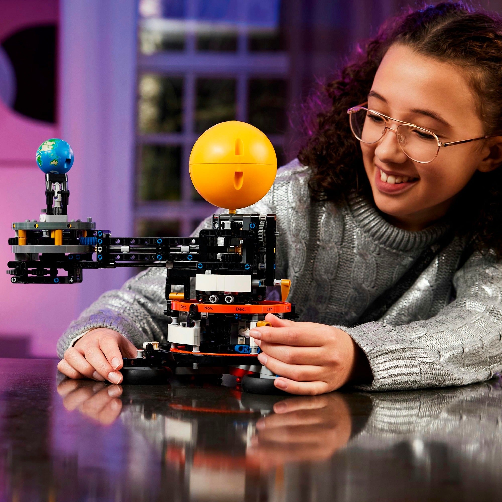 Lego 42179 techniek de aarde en de maan in beweging