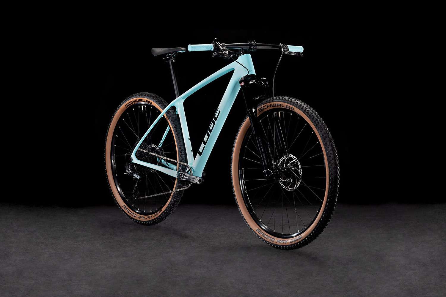 Cube reaction c:62 one dazzle´n´black