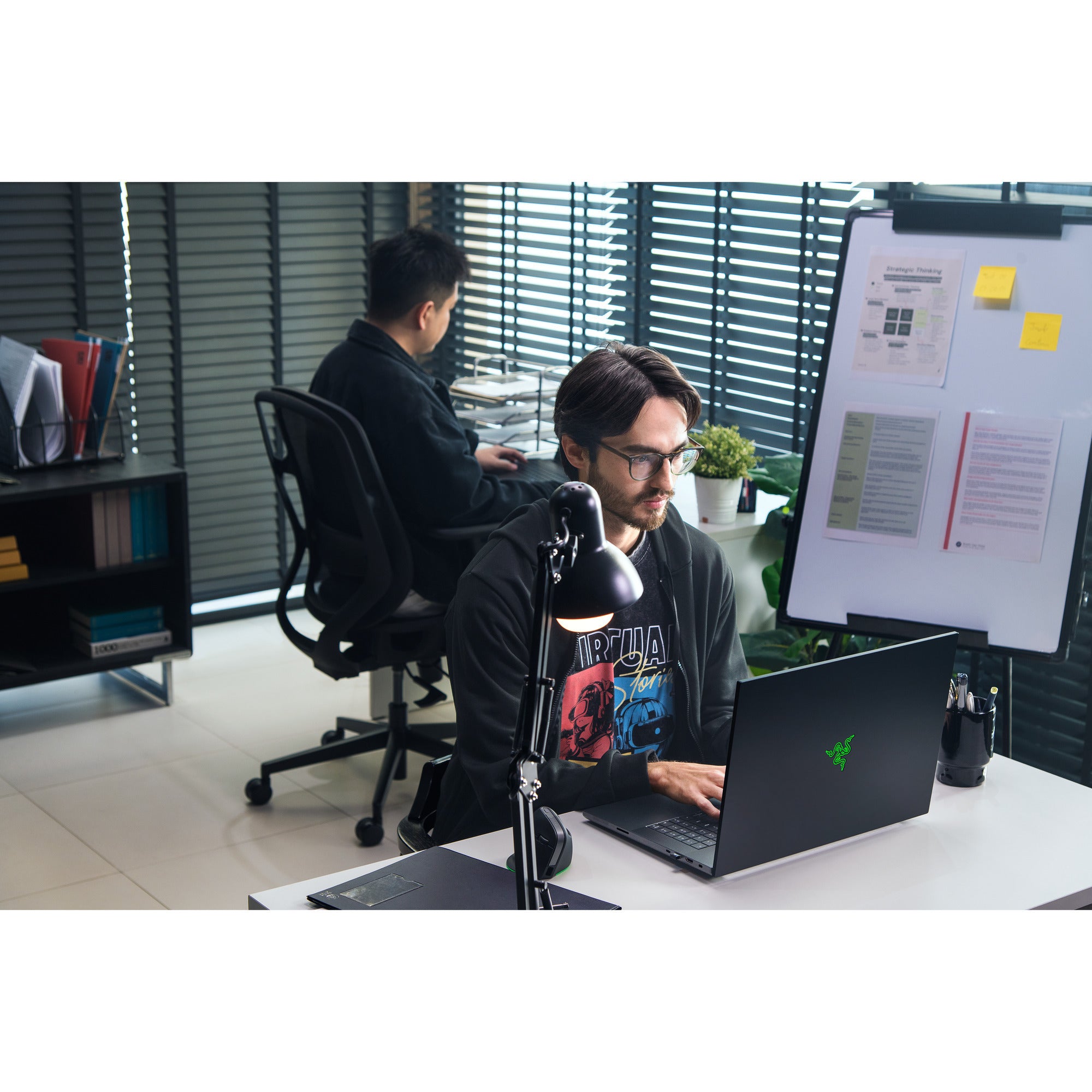 Razer blade 18 (2026) 18 gaming laptop (zwart | core ultra 9 290hx plus | rtx 5090 | 64 gb | 2 tb ssd)