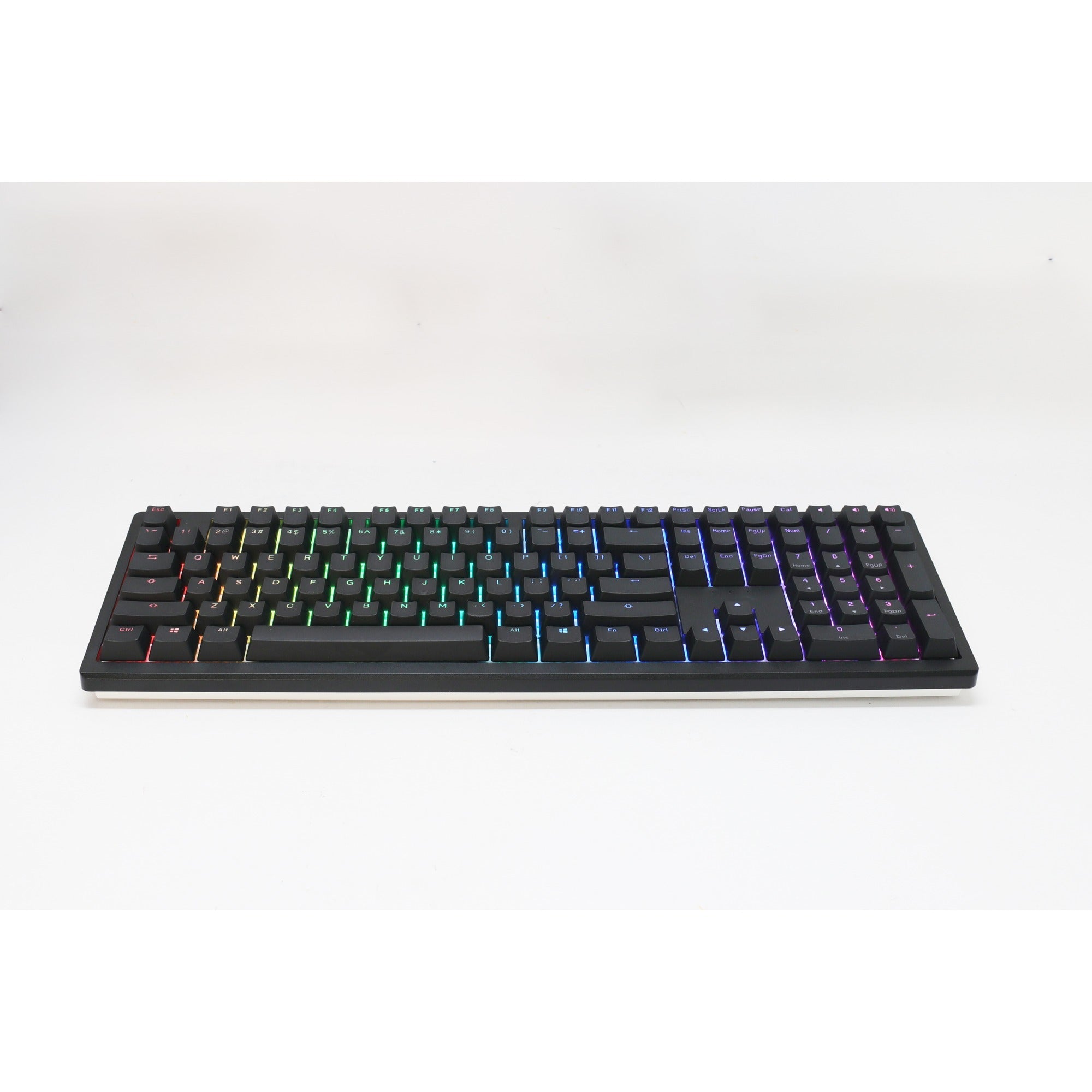 Ducky zero 6108 classic black, gaming toetsenbord (zwart wit, us lay-out, cherry mx2a speed silver, rgb leds, double-shot pbt, hot swap, 2.4ghz | bluetooth | usb-c)