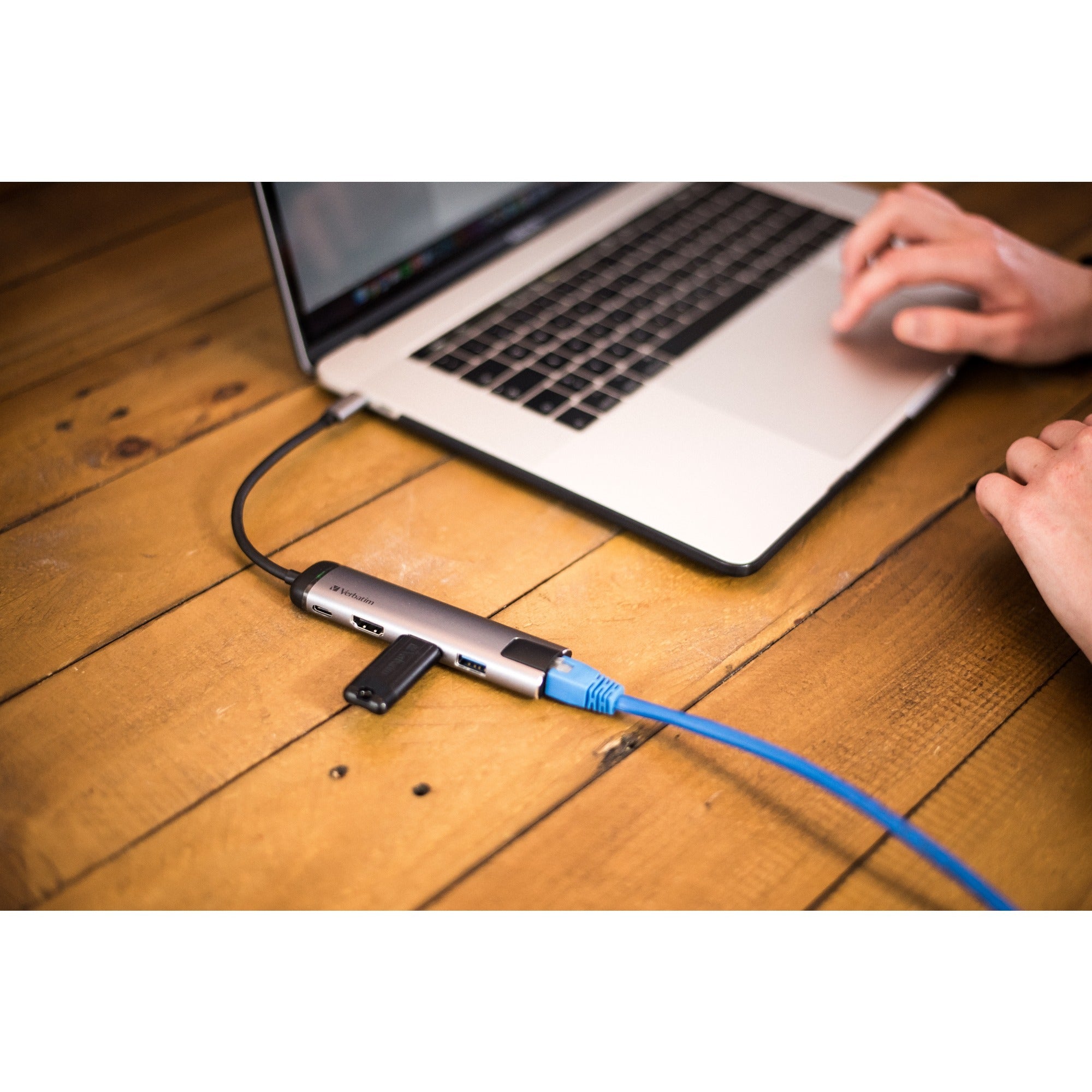 Verbatim Verbatim USB 3.2 Gen 1 multipoort hub, USB-C > 2x USB-A + US