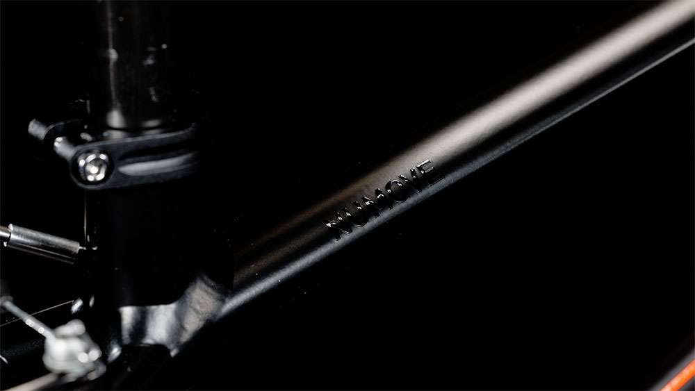 Cube numove 140 black´n´orange