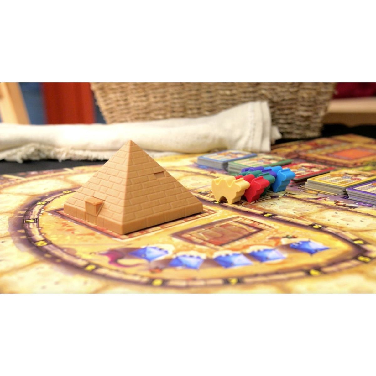 Asmodee eggertspiele camel up - bordspel kamelenrace - nieuwe editie met 3d palmboom