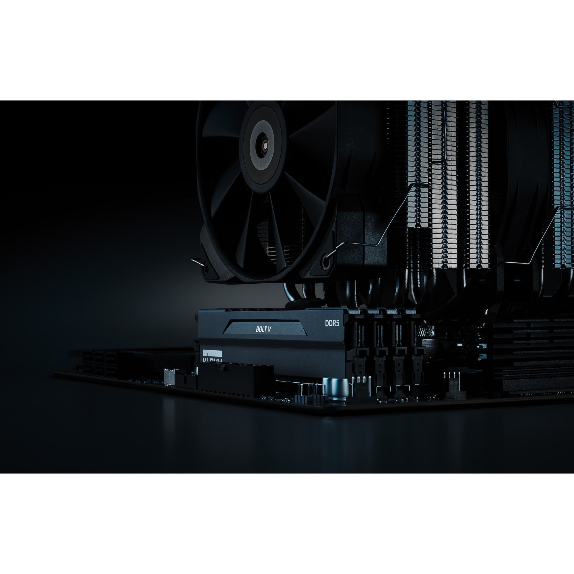 Klevv bolt v 32 gb ddr5-6000 (2x 16 gb) werkgeheugen (zwart, kd5agu880-60a300h, xmp 3.0, expo)