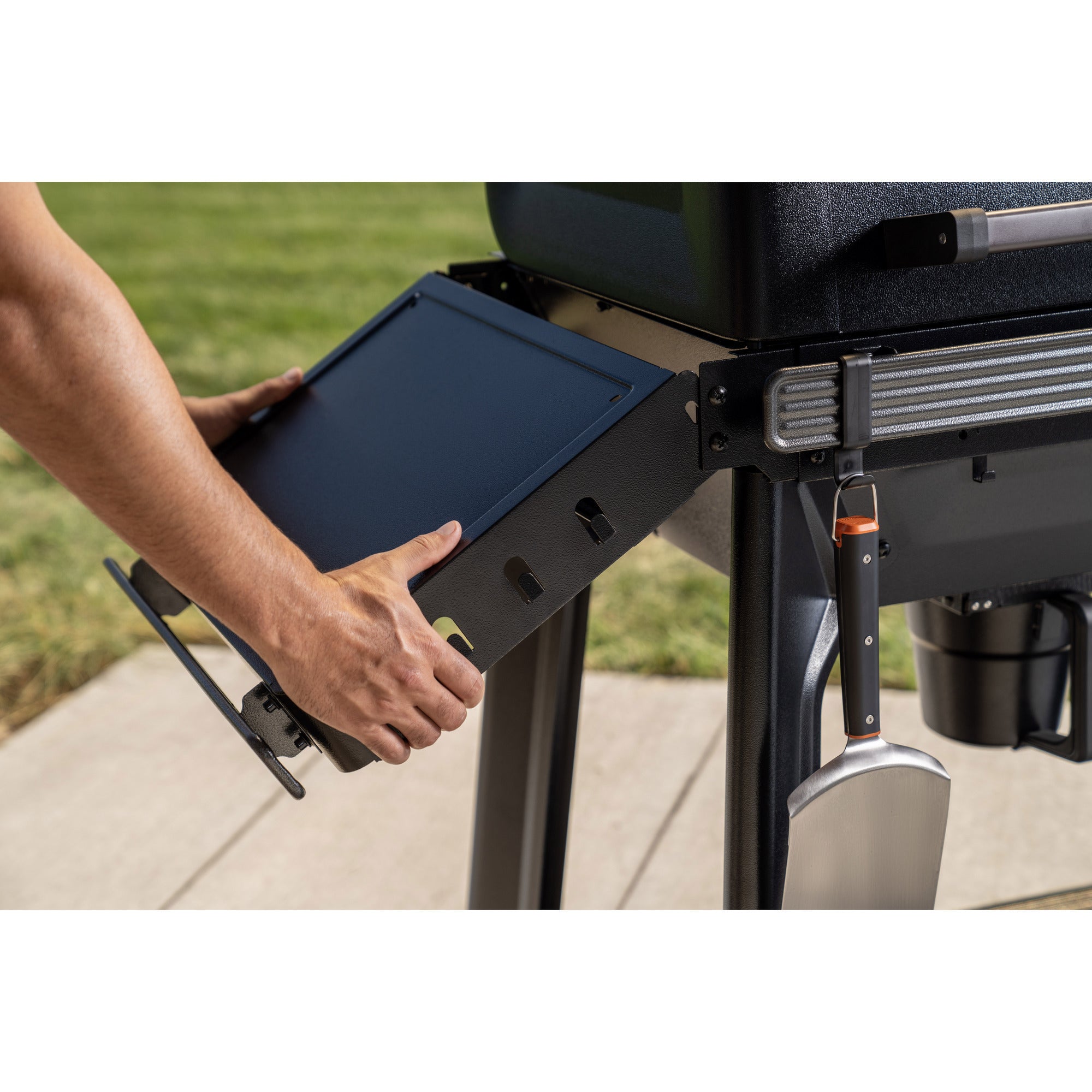 Traeger woodridge pro pellet barbecue (zwart, wifire)