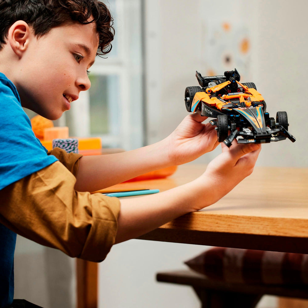Lego technic - neom mclaren formula e racewagen constructiespeelgoed (42169)