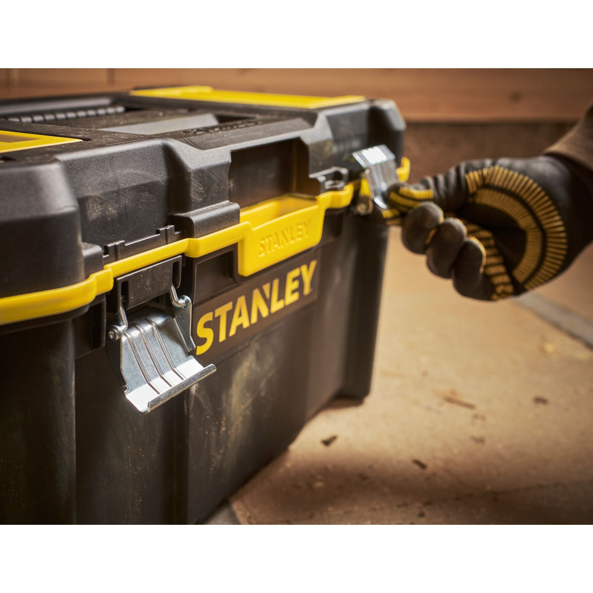 Stanley koffers gereedschapskoffer cantilever 19 - stst83397-1 - stst83397-1