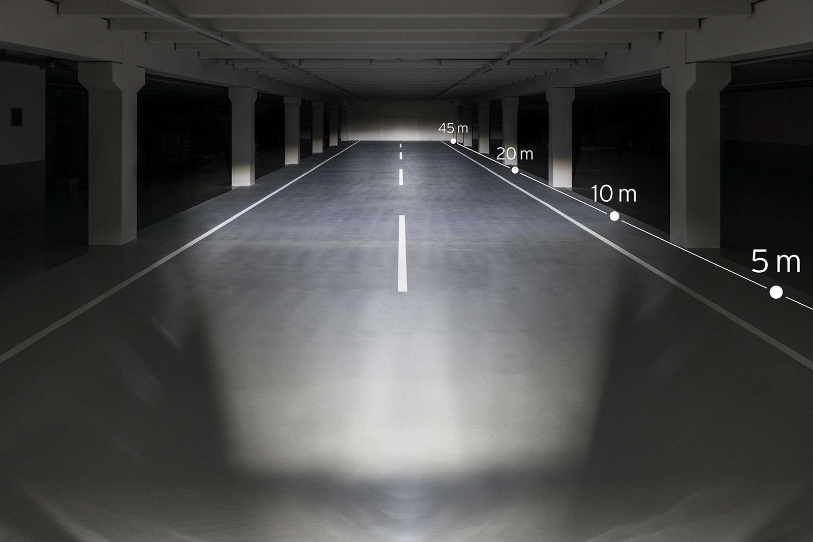 Koplamp Busch und Müller Lumotec IQ-XS T Senso voor naafdynamo - 70 Lux - zilver