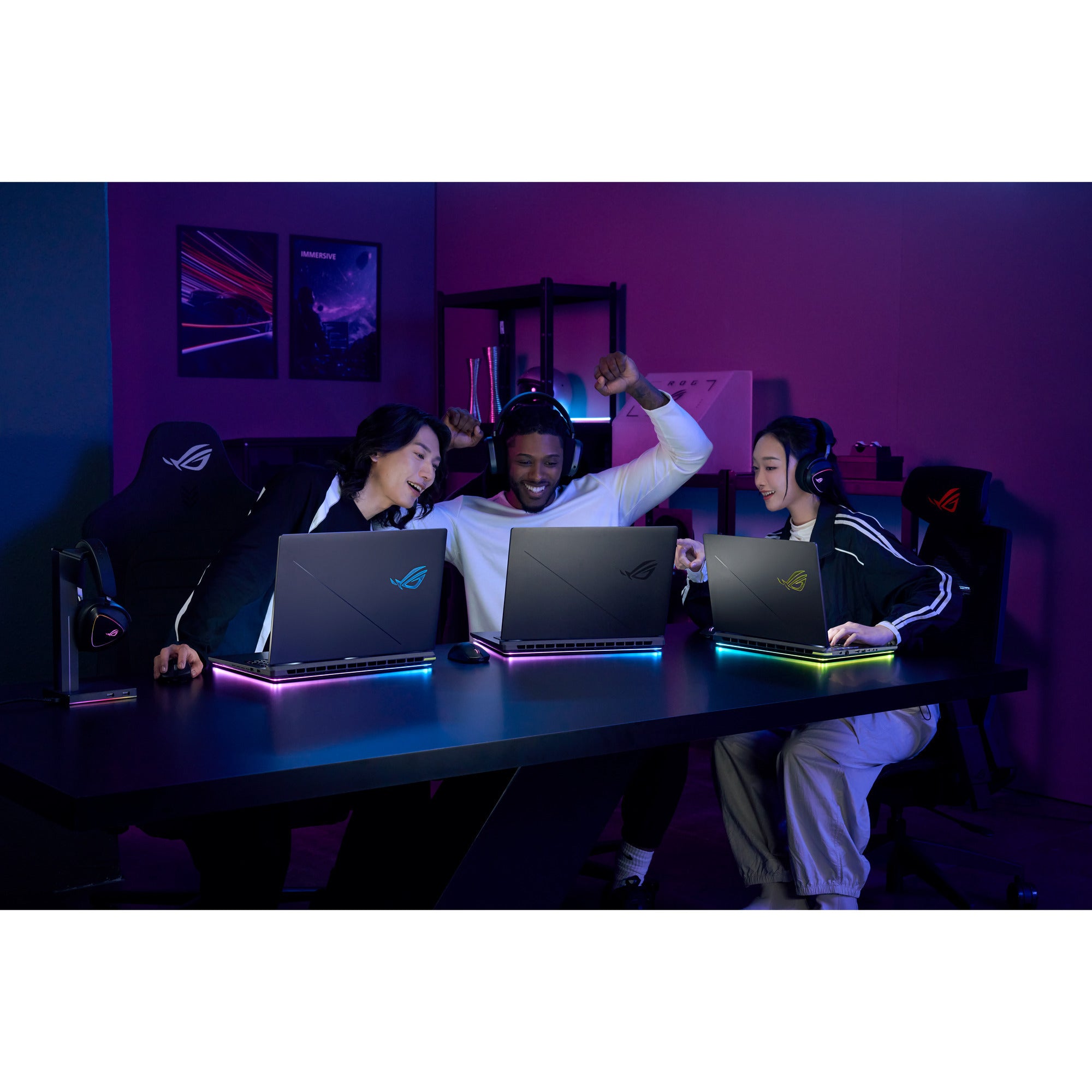 Asus rog strix g18 g815lr-s9005w 18 gaming laptop (zwart grijsgroen | ultra 9 275hx | rtx 5070 ti | 32 gb | 2 tb ssd)