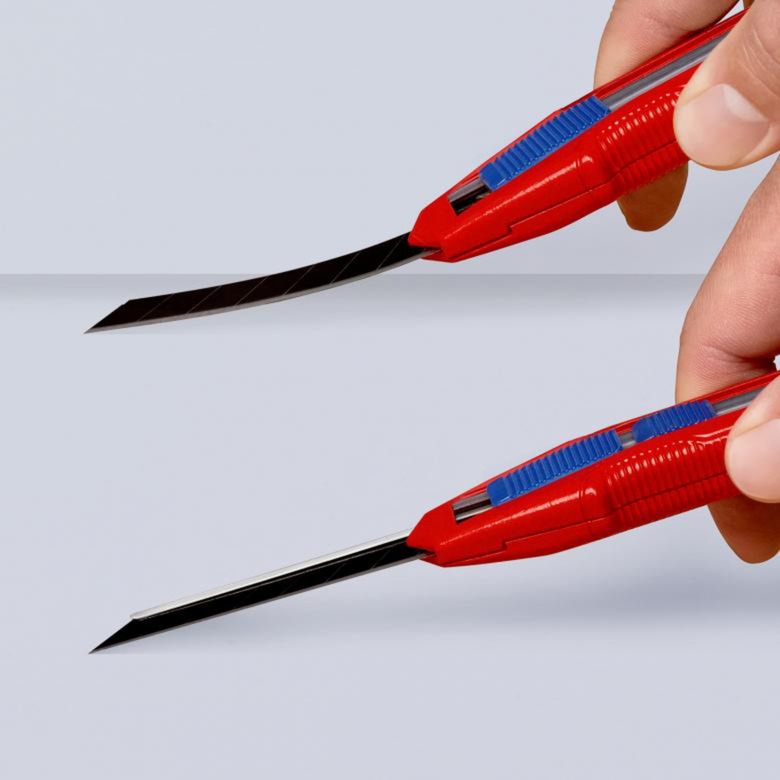 Knipex mes 18mm met een versterkte cutix rail
