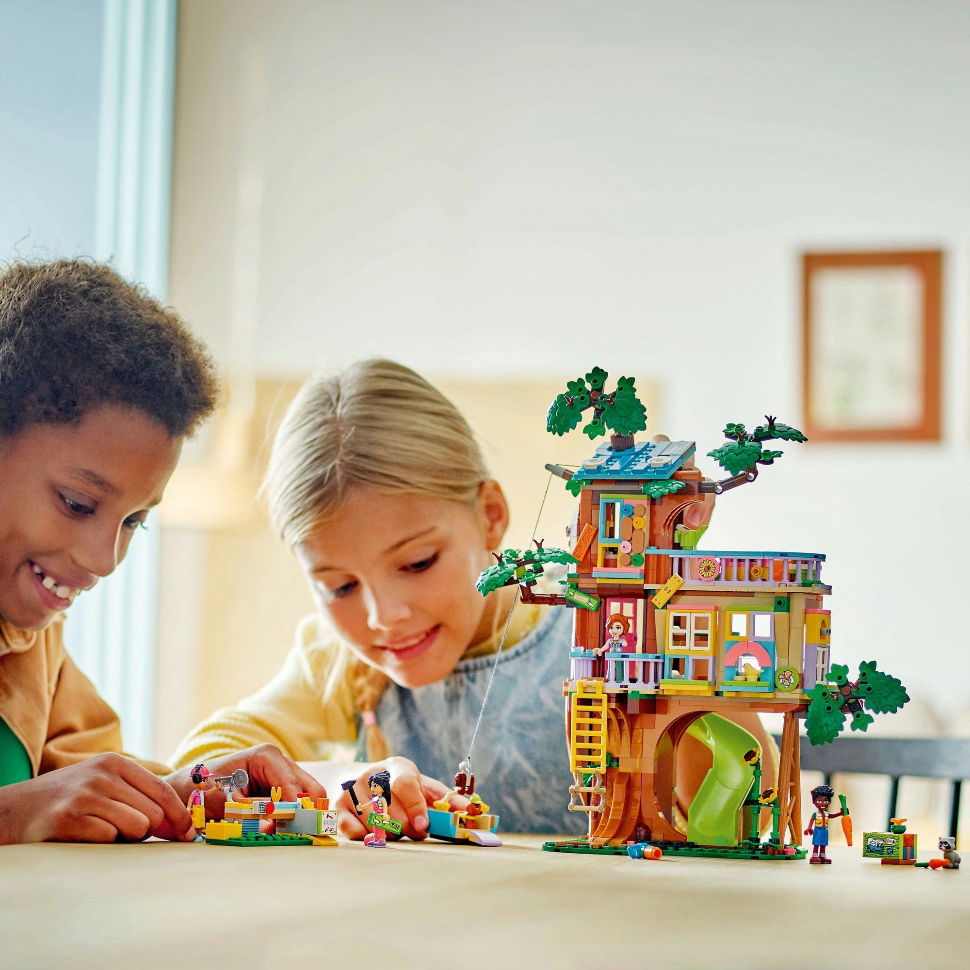 Lego friends 42652 boomhut voor de vrienden