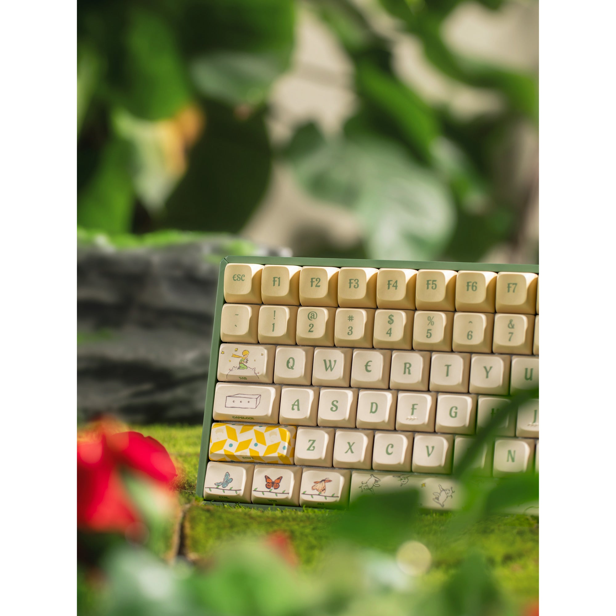 Iqunix f97 floral date, gaming toetsenbord (groen wit, us lay-out, gateron red, rgb leds, 96%, hot-swappable, pbt, 2.4ghz | bluetooth 5.1 | usb-c)