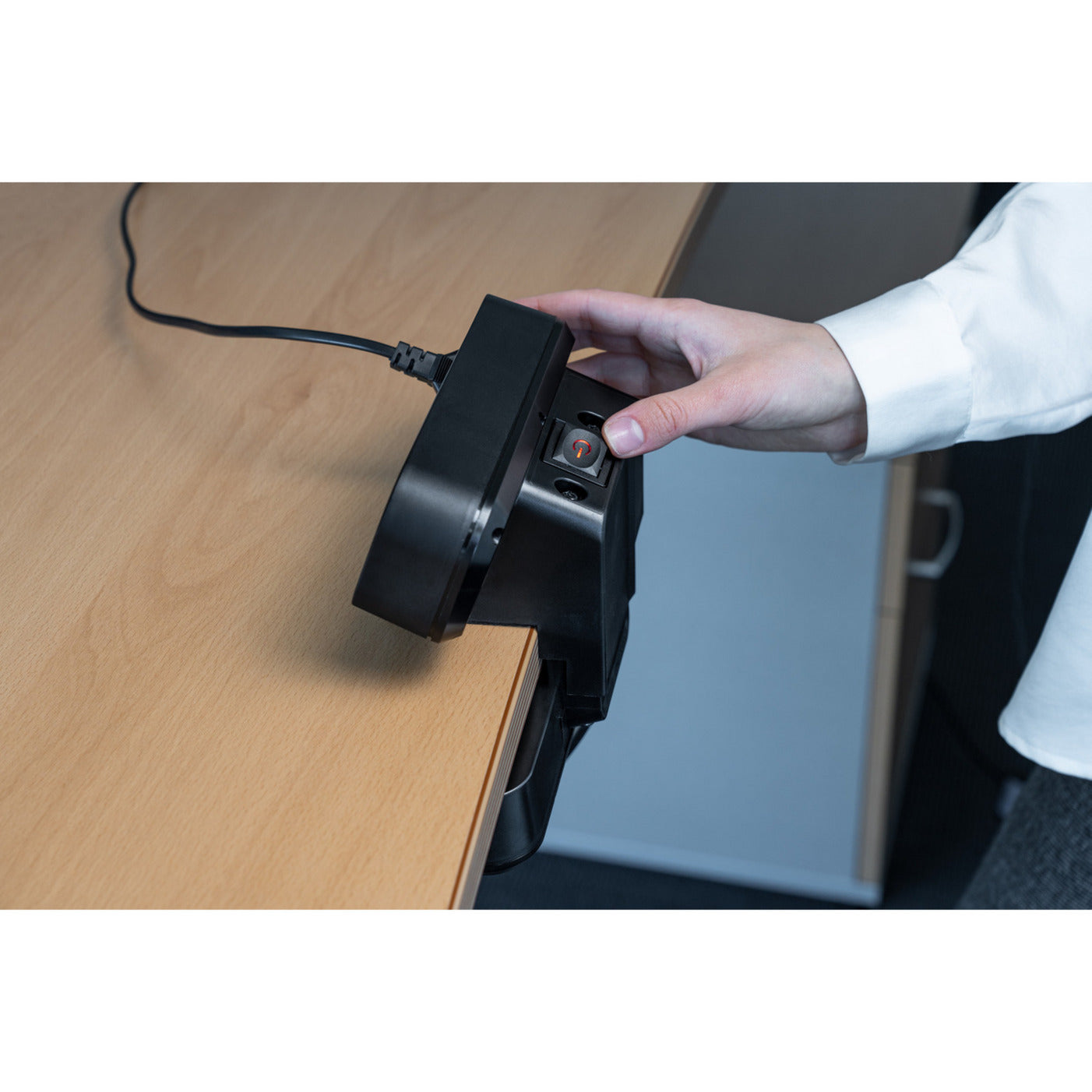 Brennenstuhl ®estilo duplex stekkerdoos met schakelaar en overspanningsbeveiliging (stekkerblok met usb c power delivery voor snel opladen, 1x usb c en 1x usb a, 9x contactdozen, 2m kabel)