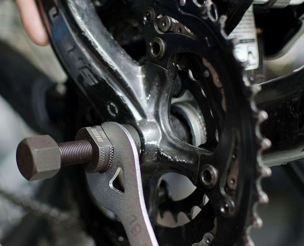 Dr unior cranktrekker voor gemonteerde crankaad.