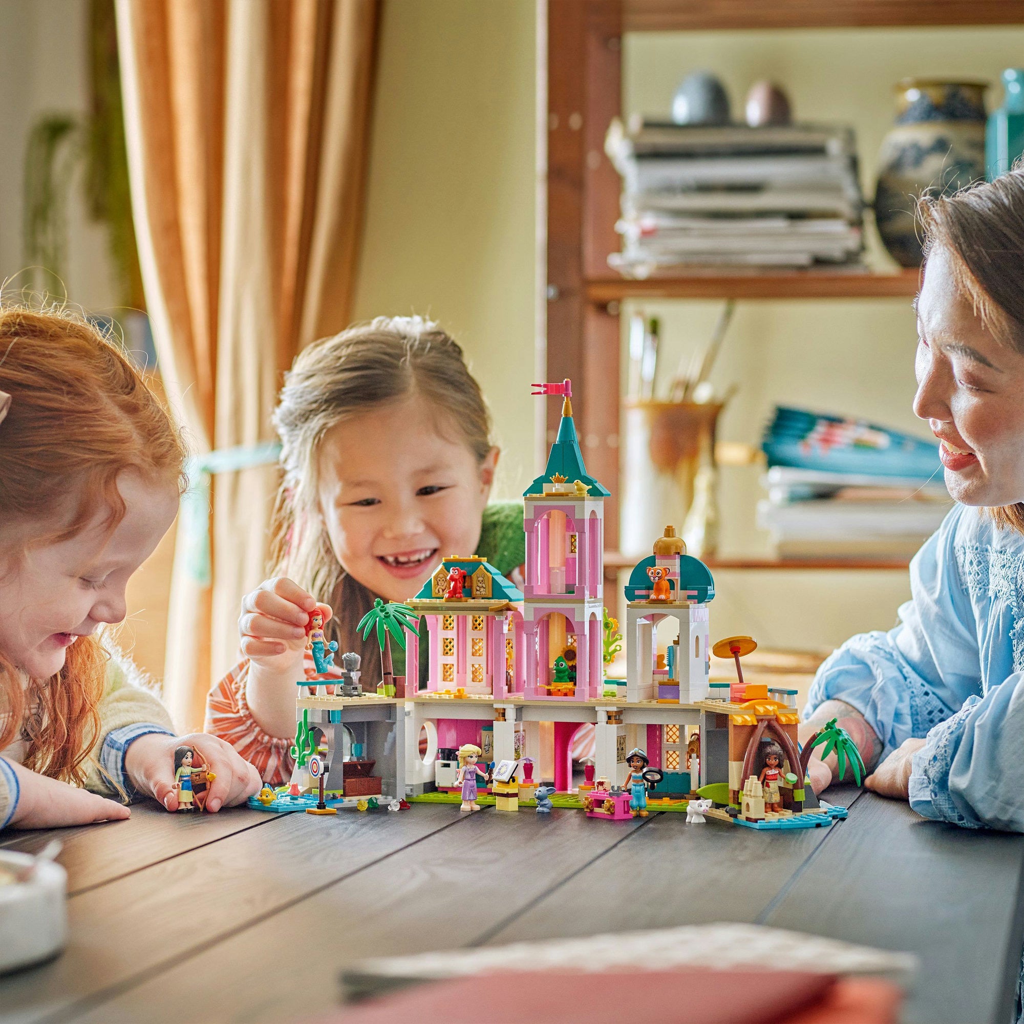 Disney lego 43267 prinses prinsessenkasteel en koninklijke huisdieren