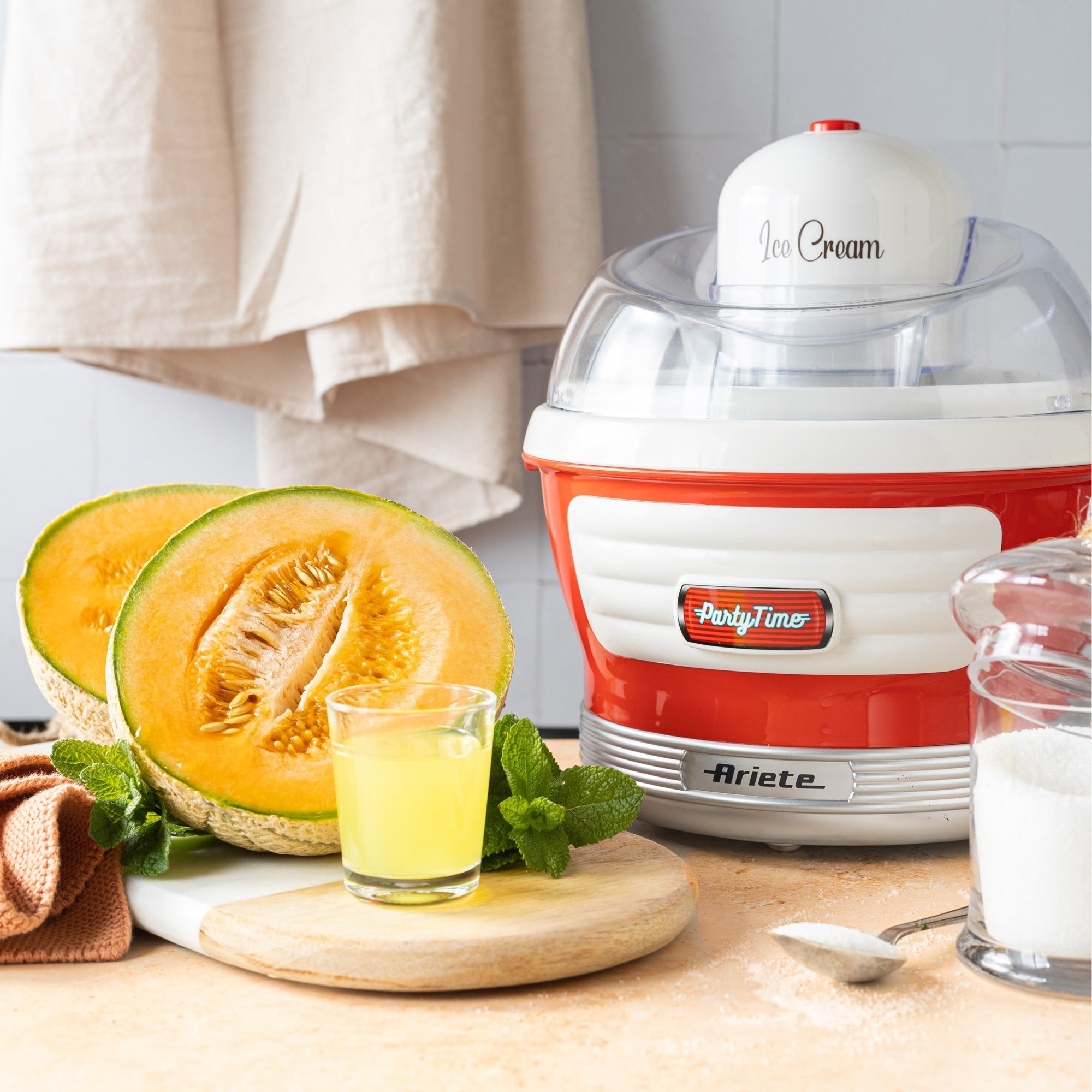 Ariete Party Time IJsmachine 0643 00