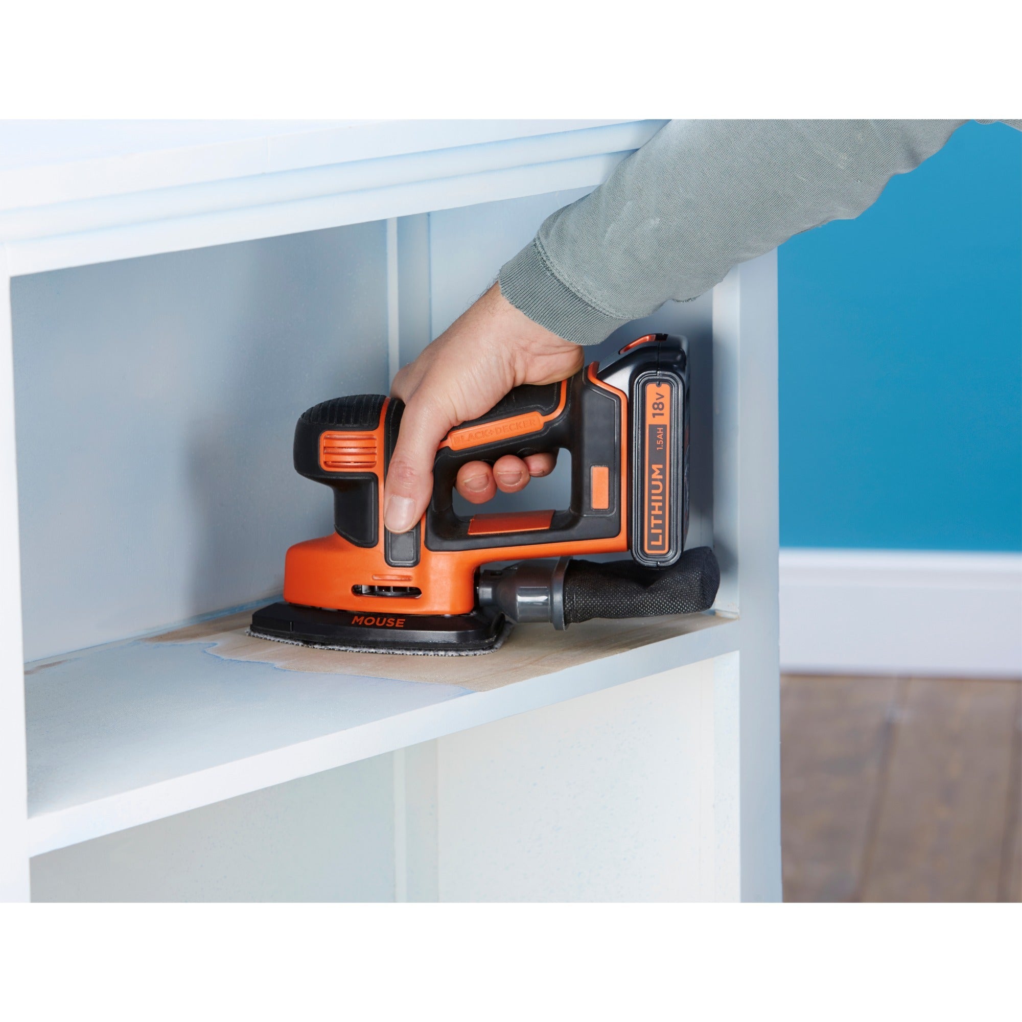 Black+decker mouse detail accu deltaschuurmachine bdcds18 (zwart oranje, accu en oplader inbegrepen)