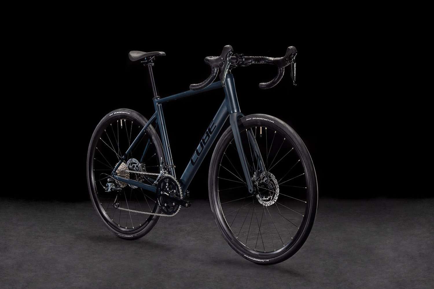 Cube attain race night´n´black