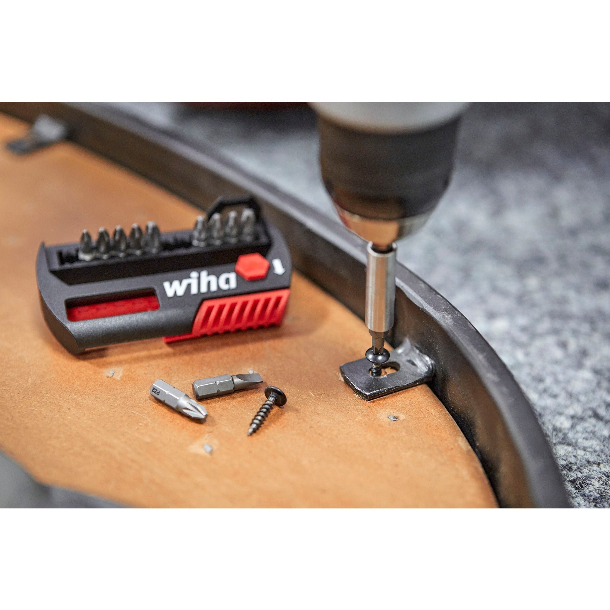 Wiha bitset flipselector standard 25 mm phillips, pozidriv, torx® 15-delig 1 4 c6,3 met riemclip in blister - 39060 - 39060a