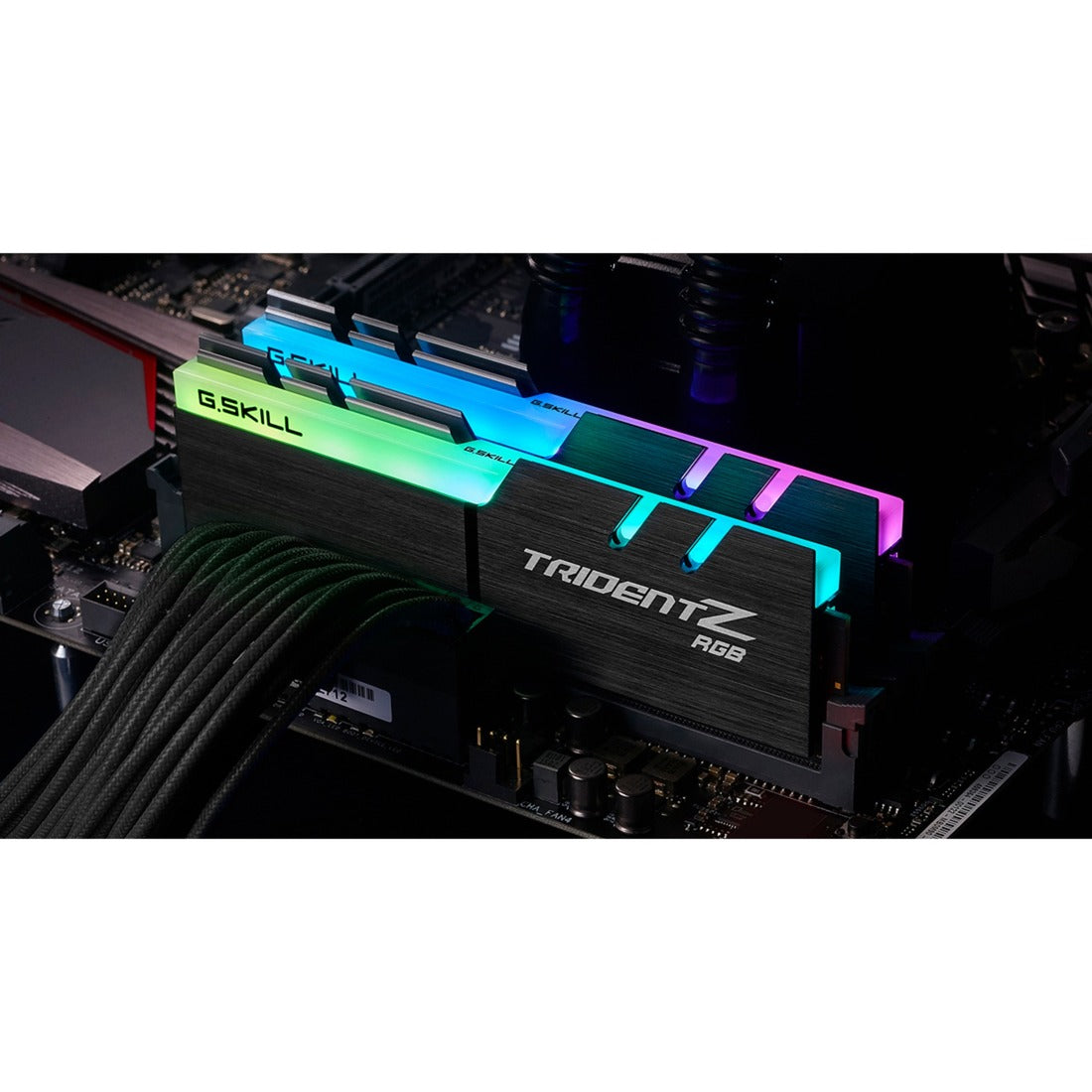 G.skill trident z rgb 32 gb ddr4-3600 (2x 16 gb) werkgeheugen (zwart, f4-3600c18d-32gtzr, xmp 2.0)