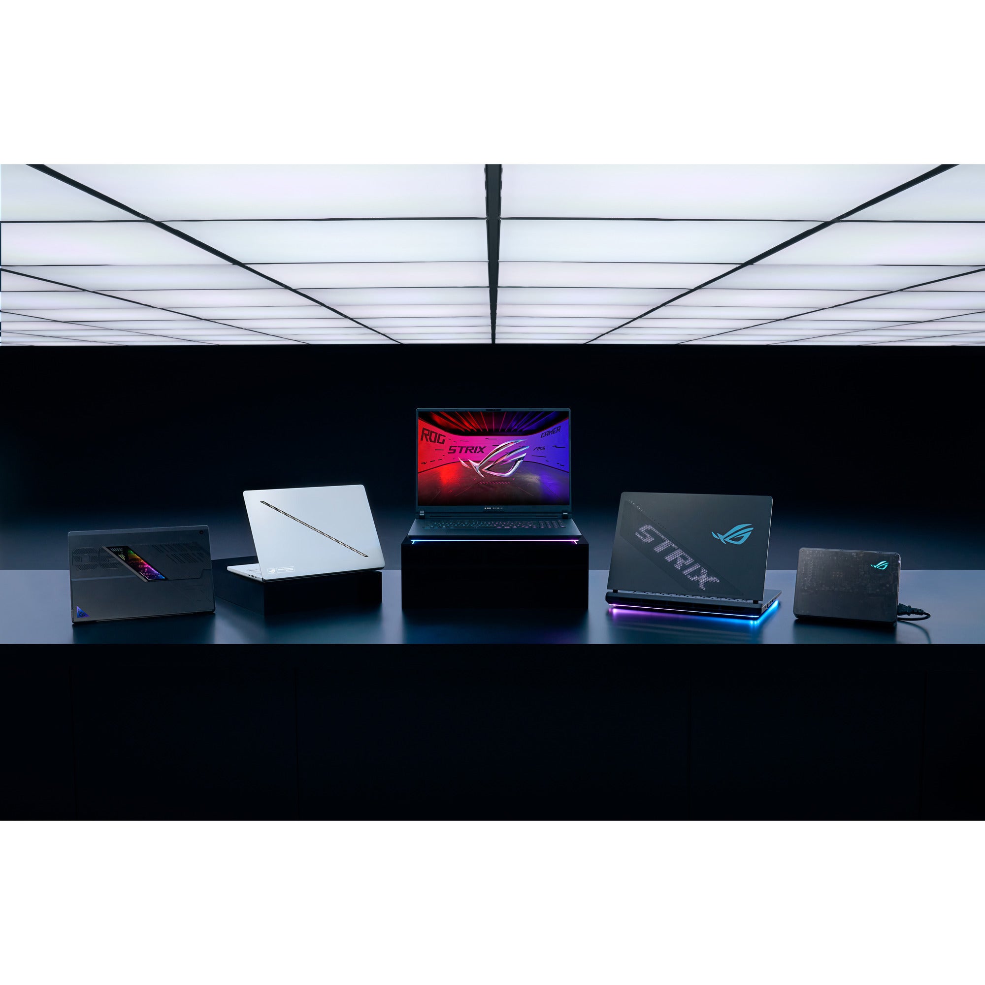 Asus rog zephyrus g14 ga403up-qs001w 14 copilot+ gaming laptop (wit | ryzen 9 270 | rtx 5070 | 32 gb | 1 tb ssd | oled)