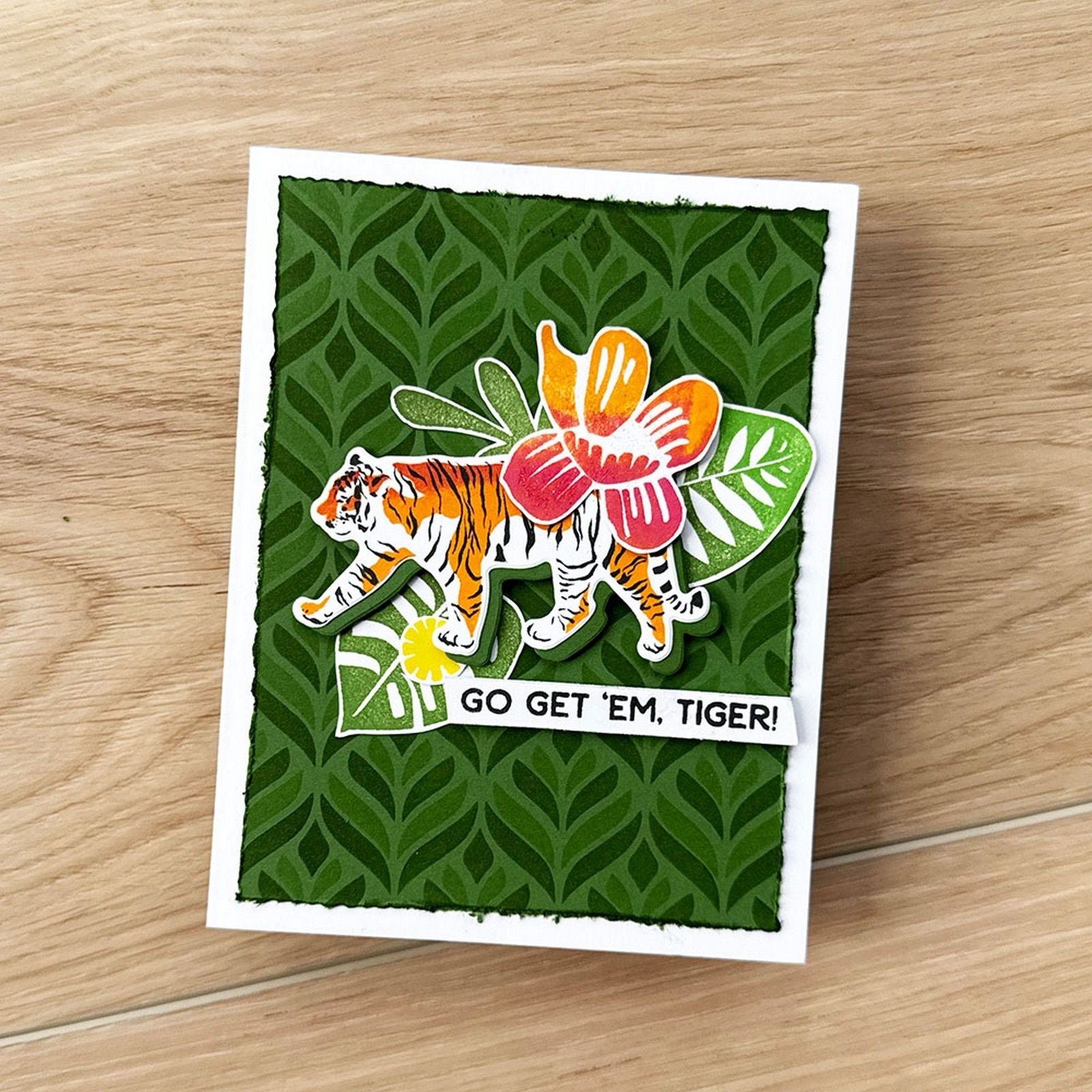 Ranger ink ranger • simon hurley create. stencils geo leaves 3pcs