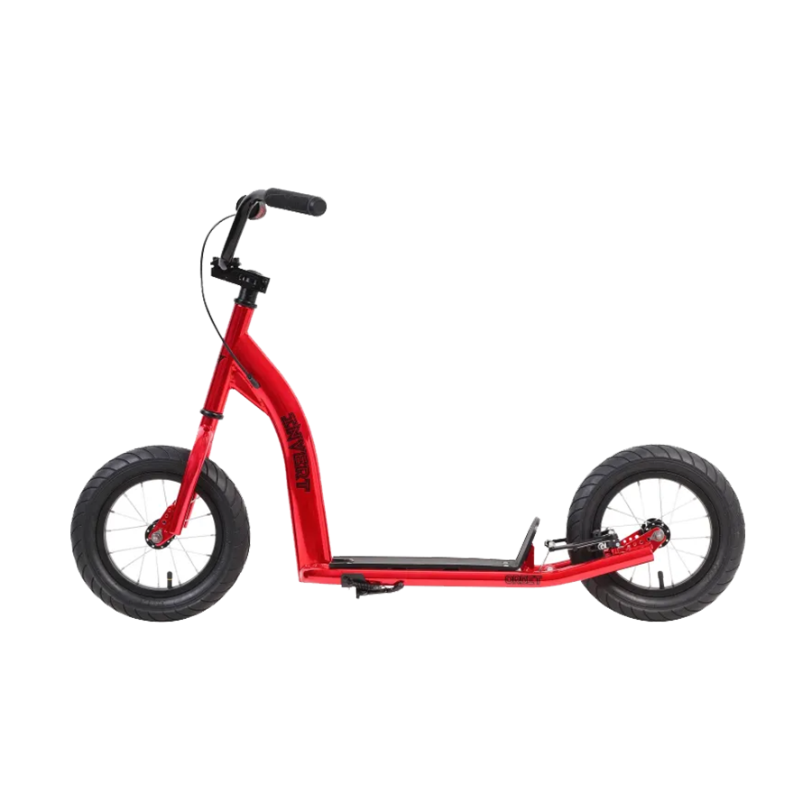 omgekeerde rode scooter