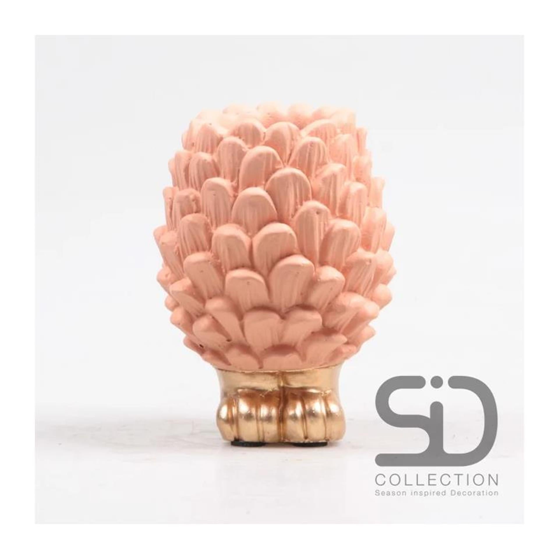 Season inspired decoration vaas dennenappel op voet 12cm beigerood