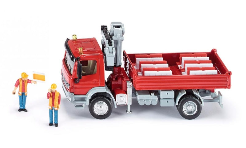 Siku mercedes atego met laadkraan (1:50)