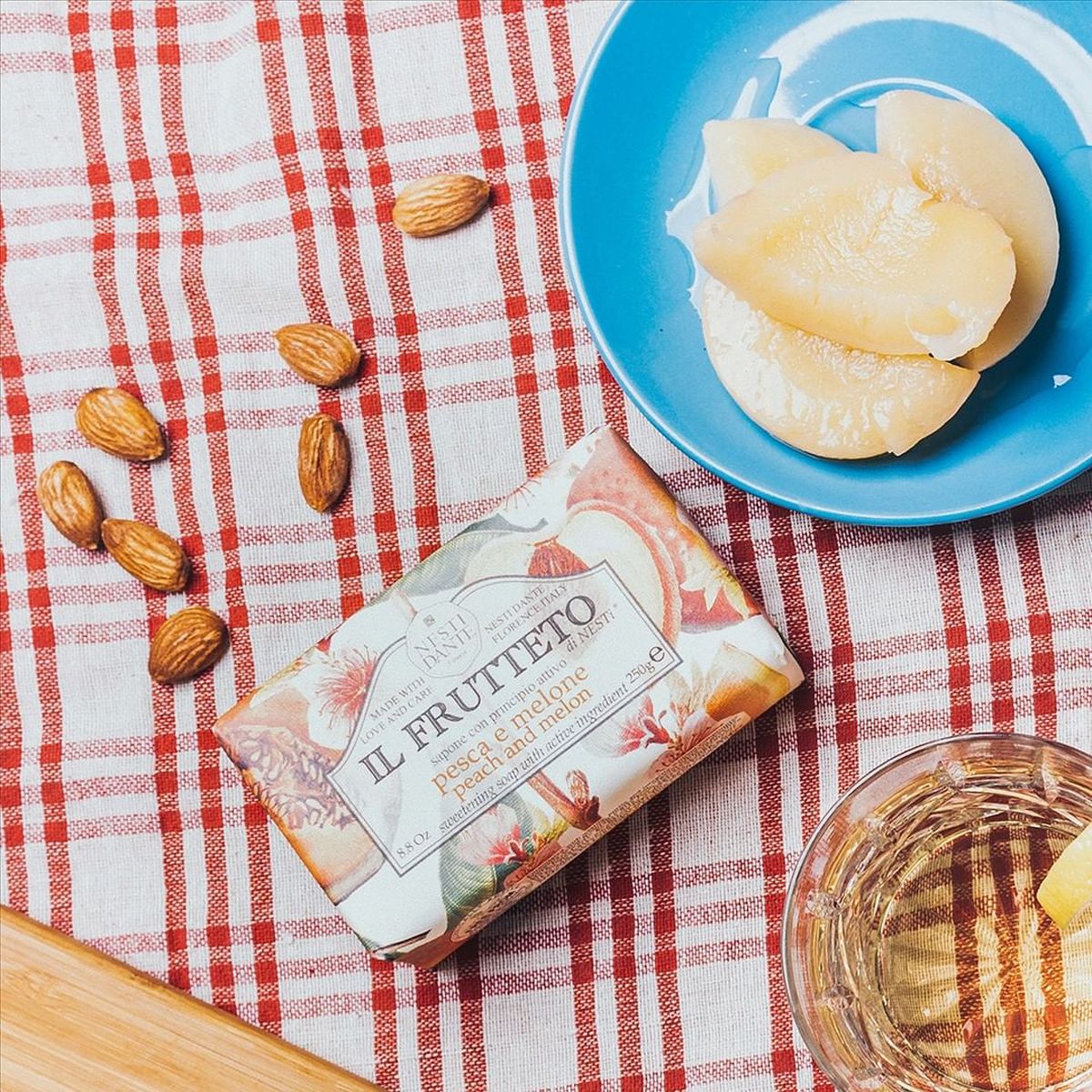 Nesti dante il frutteto perzikmeloenzeep 250gr.