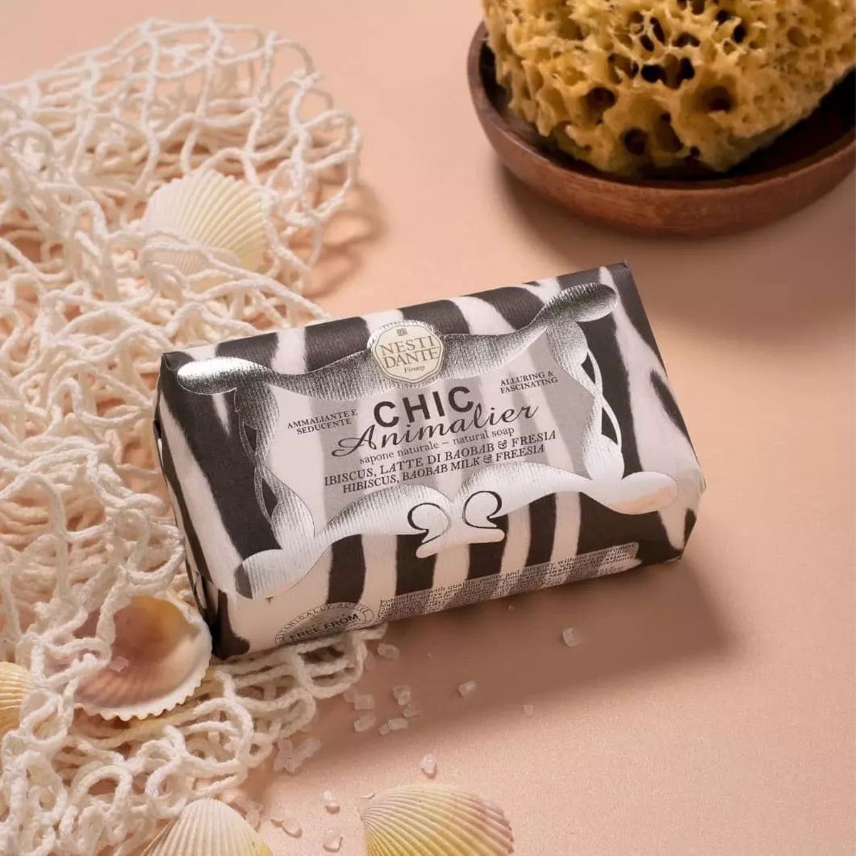 Nesti dante chic animalier hibiscus, baobab milk freesia zeep 250gr.
