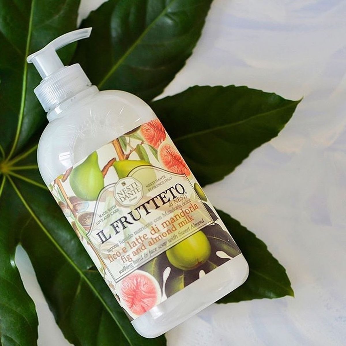Nesti dante il frutteto vijg amandelmelk zeeppomp 500ml