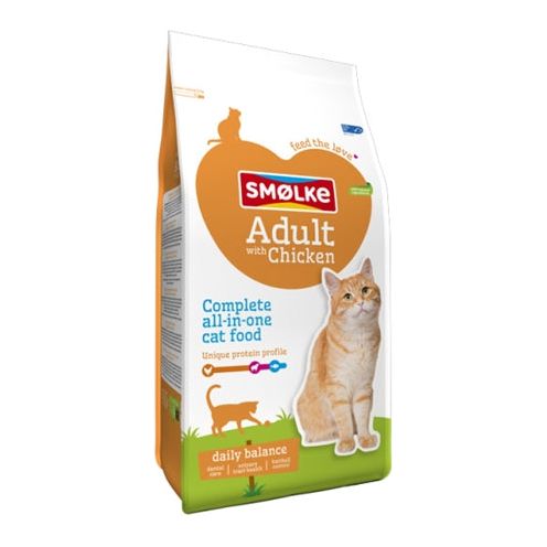 Smolke cat adult kip rijst
