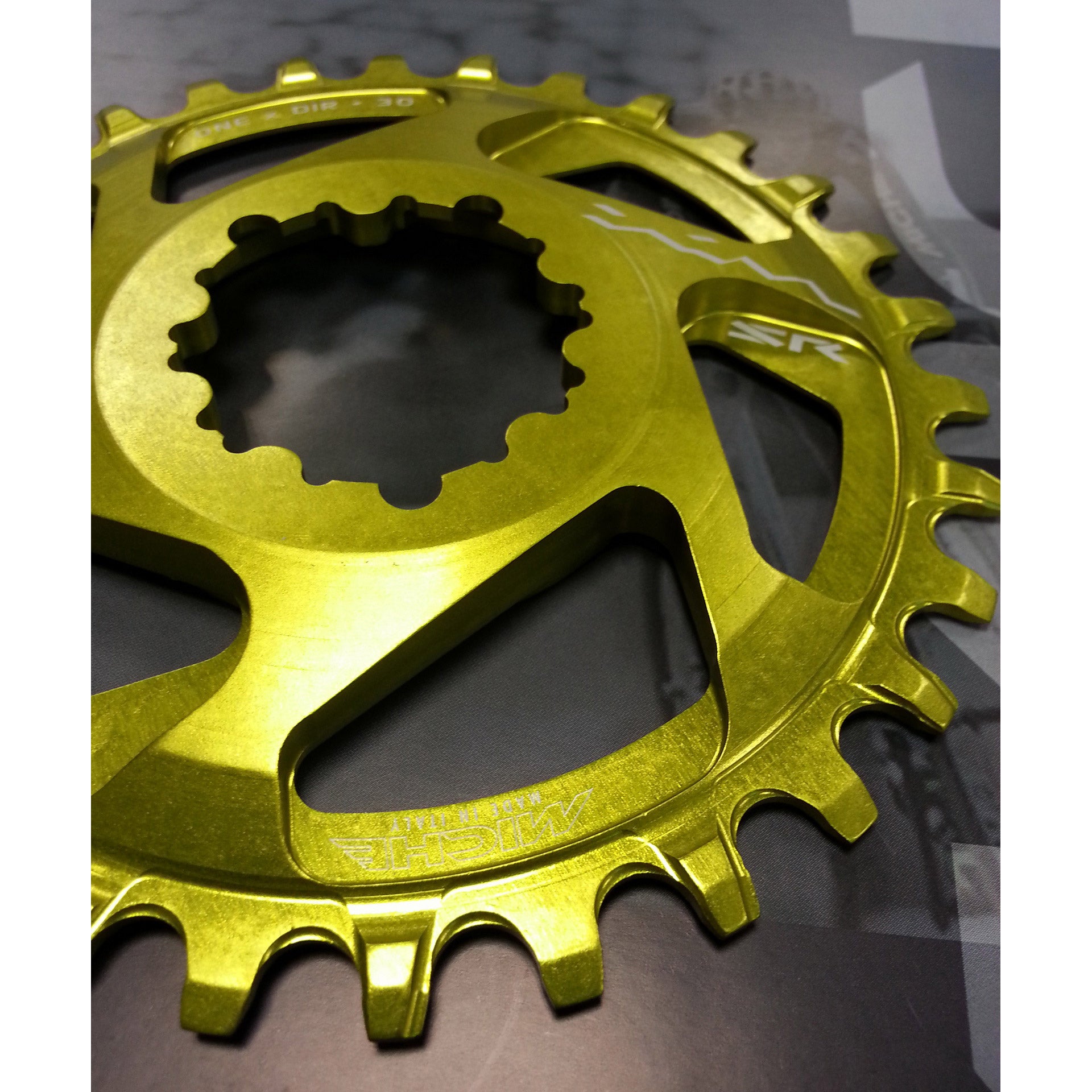 Miche Kettingblad 11V 30T XM SR geel aluminium